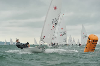 Dingy racing in Solent - Image courtesy of Wave Photography - http://wavephotography.co.uk/